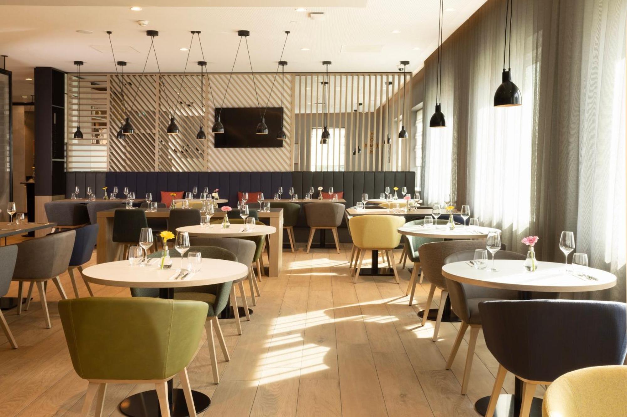 Holiday Inn - Eindhoven Airport By Ihg Exterior photo